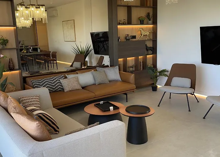 Solaria Villa